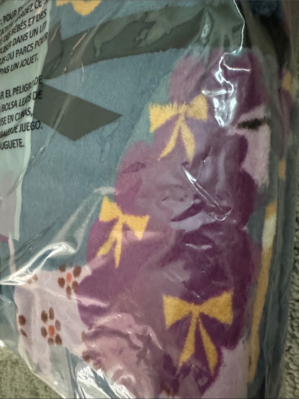 Vera Bradley Bark Park essential throw blanket & luggage tag - Picture 4 of 8